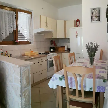 Holiday Ika בית נופש Kruševo